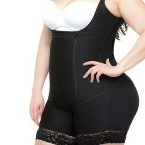 "B0DY CONTOUR" (Price Drop)